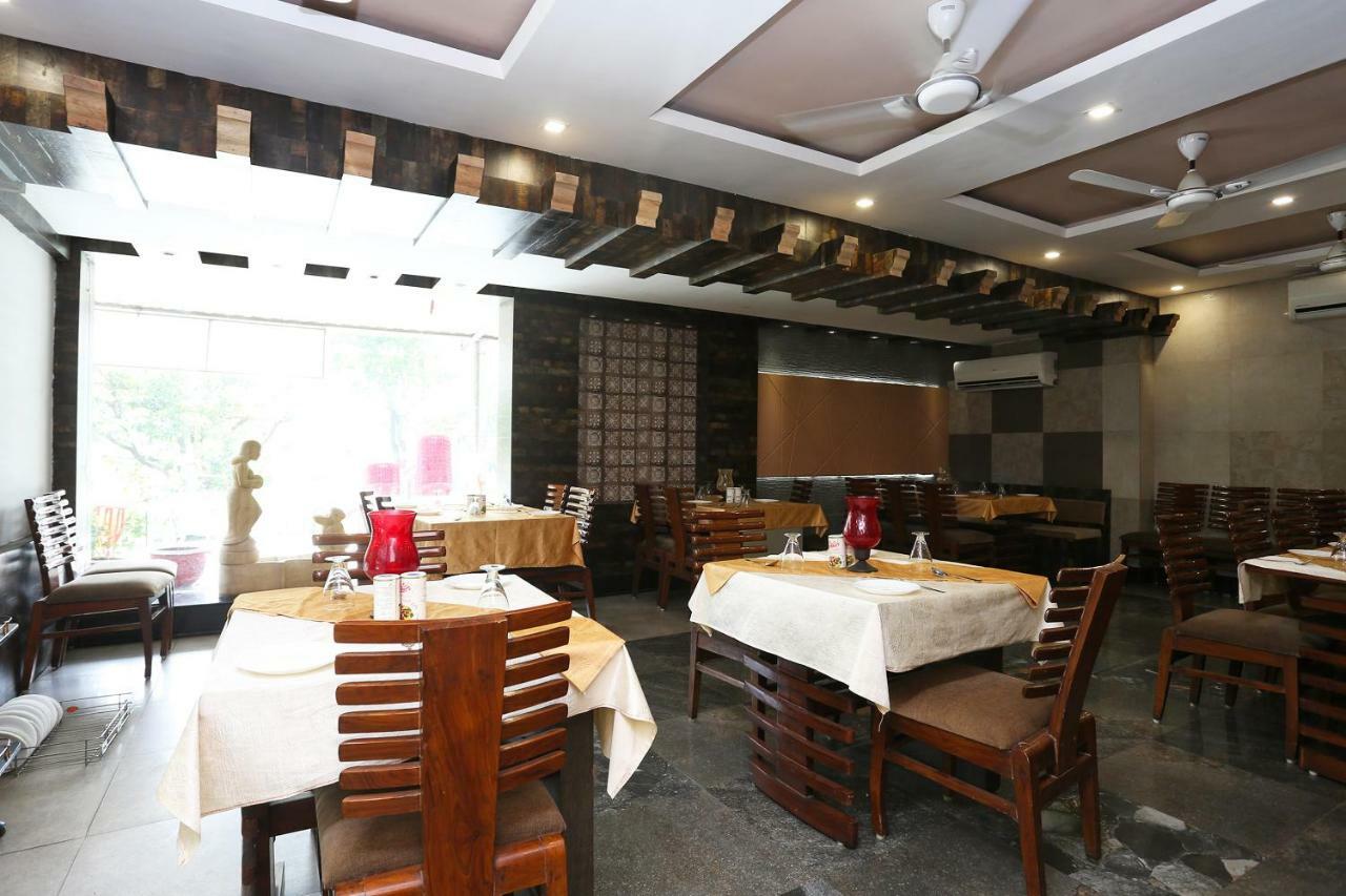 Oyo 29724 Hotel Kokila Resort ジャバルプル エクステリア 写真