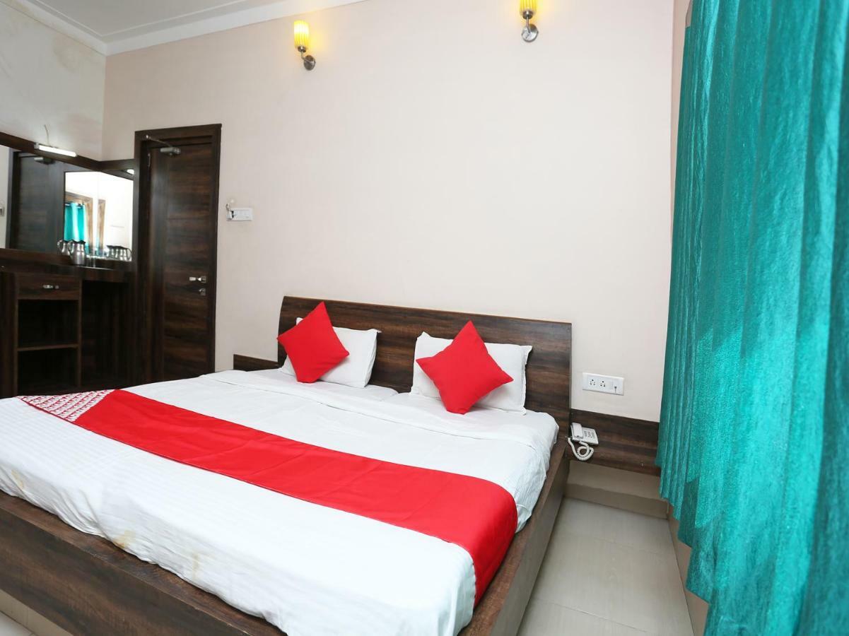 Oyo 29724 Hotel Kokila Resort ジャバルプル エクステリア 写真