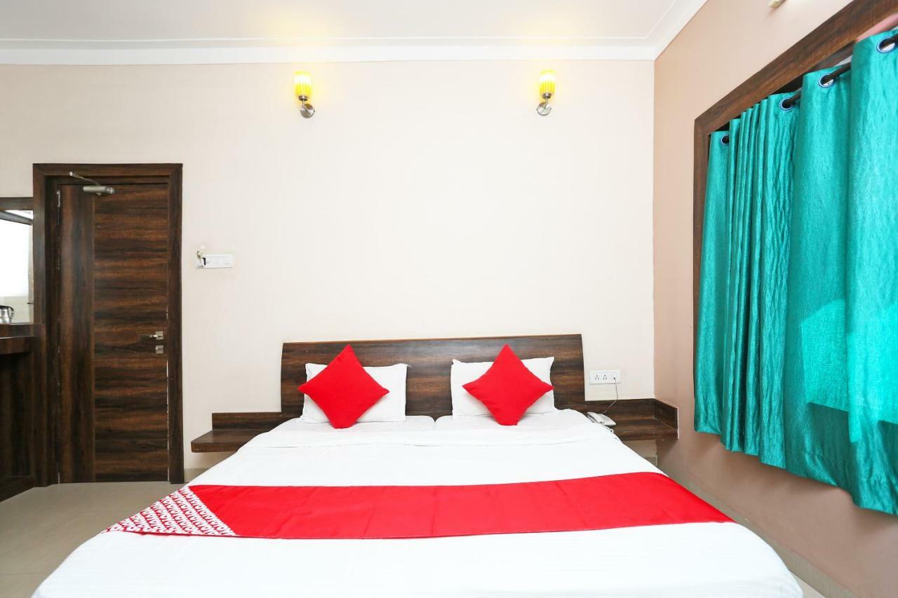 Oyo 29724 Hotel Kokila Resort ジャバルプル エクステリア 写真